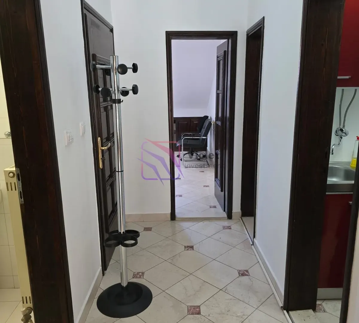 Rent, office space, 140m², Centar, Podgorica