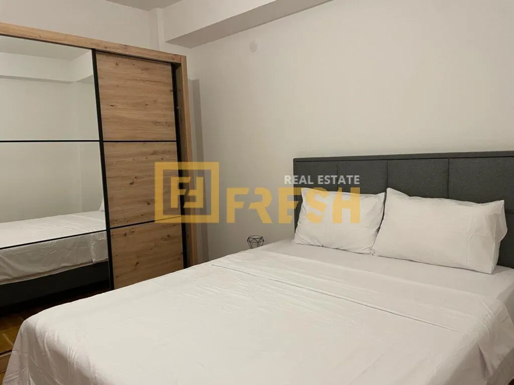Rent, two bedroom apartment, 113m², Petrovac, Budva