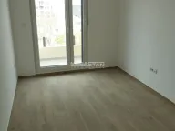 Prodaja, četvorosoban stan, 76m², Pančevo, Srbija - image 5