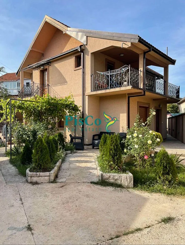 Sale, house, 165m², Cetinje, Crna Gora