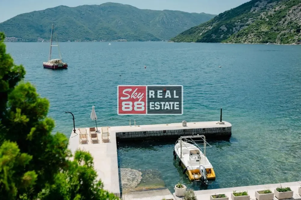 Prodaja, kuća, 450m², Kotor, Crna Gora