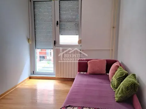 Rent, three bedroom apartment, 81m², Crveni Krst, Beograd - image 12