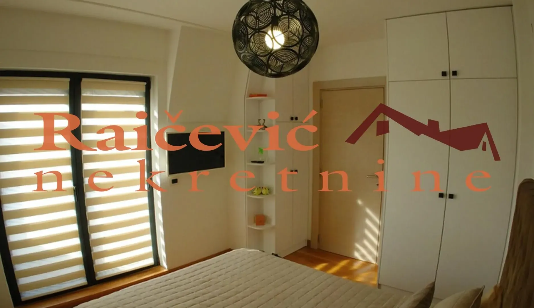 Prodaja, četvorosoban stan, 103m², Voždovac Sve Podlokacije, Beograd
