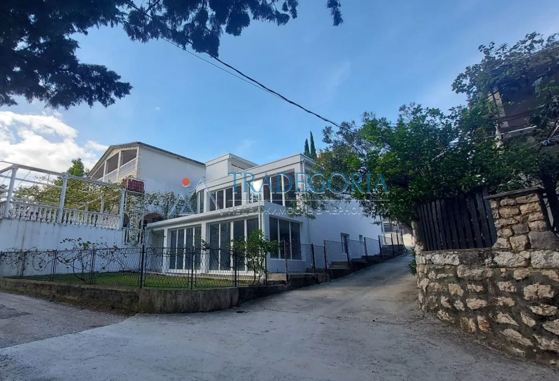 Prodaja, kuća, 224m², Sutomore, Bar