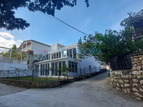 Prodaja, kuća, 224m², Sutomore, Bar - image 10