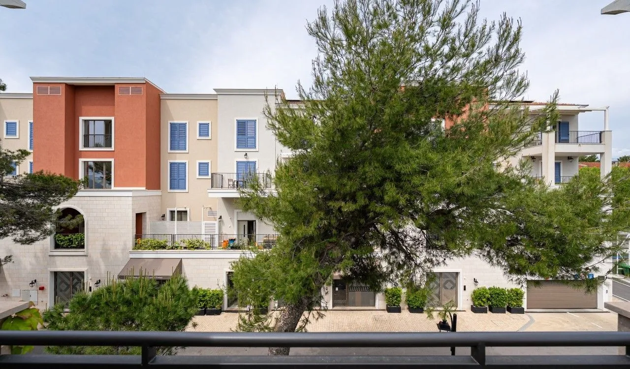 Prodaja, jednosoban stan, 56m², Luštica Bay, Tivat