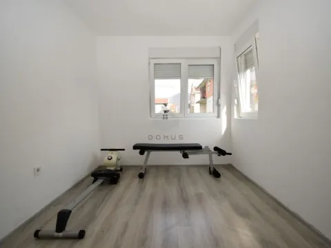 Izdavanje, kuća, 150m², Masline, Podgorica - image 10