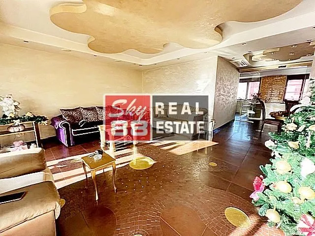 Prodaja, četvorosoban stan, 214m², Vračar Hram, Vračar Sve Podlokacije