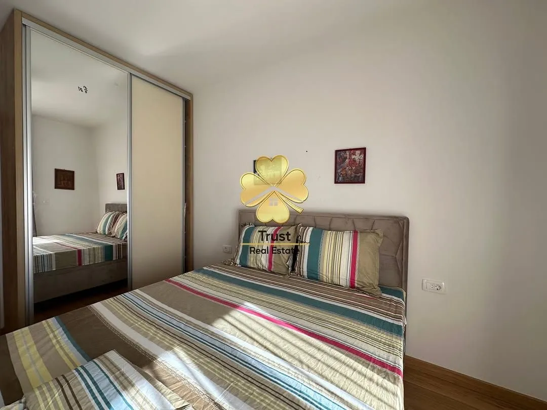 Izdavanje, dvosoban stan, 72m², New City, Podgorica