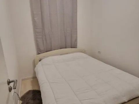 Izdavanje, jednosoban stan, 43m², City Kvart, Podgorica - image 8