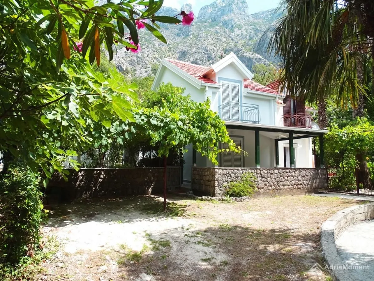 Sale, house, 78m², Orahovac, Kotor