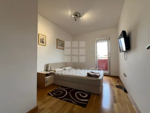 Rent, one bedroom apartment, 46m², Tuški Put, Podgorica - image 4