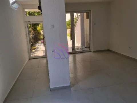 Rent, office space, 90m², Masline, Podgorica - image 10
