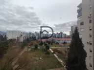 Izdavanje, stan, 105m², Blok 5, Podgorica - image 2