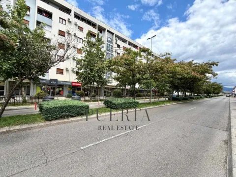 Prodaja, dvosoban stan, 64m², Stari Aerodrom, Podgorica - image 18