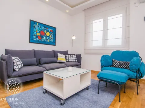 Izdavanje, jednosoban stan, 42m², City Kvart, Podgorica - image 2