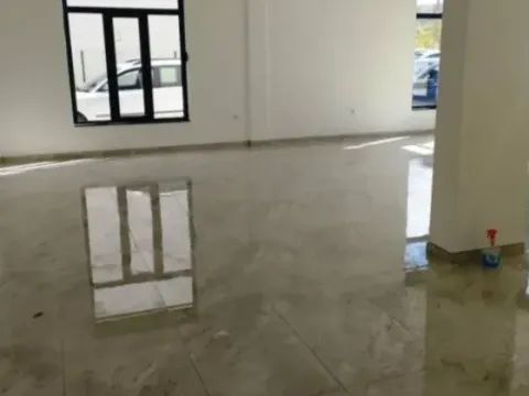 Izdavanje, poslovni prostor, 812m², Leskovac, Srbija - image 4