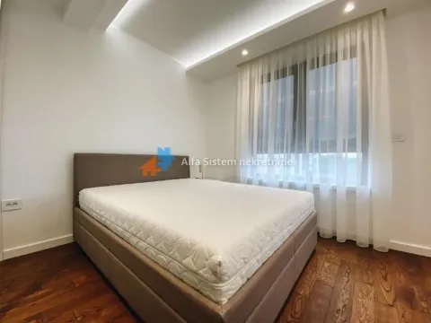 Izdavanje, trosoban stan, 78m², Čubura, Beograd - image 10