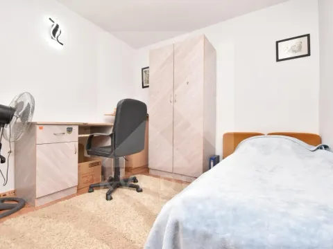 Izdavanje, dvosoban stan, 65m², Dalmatinska ulica, Podgorica - image 7