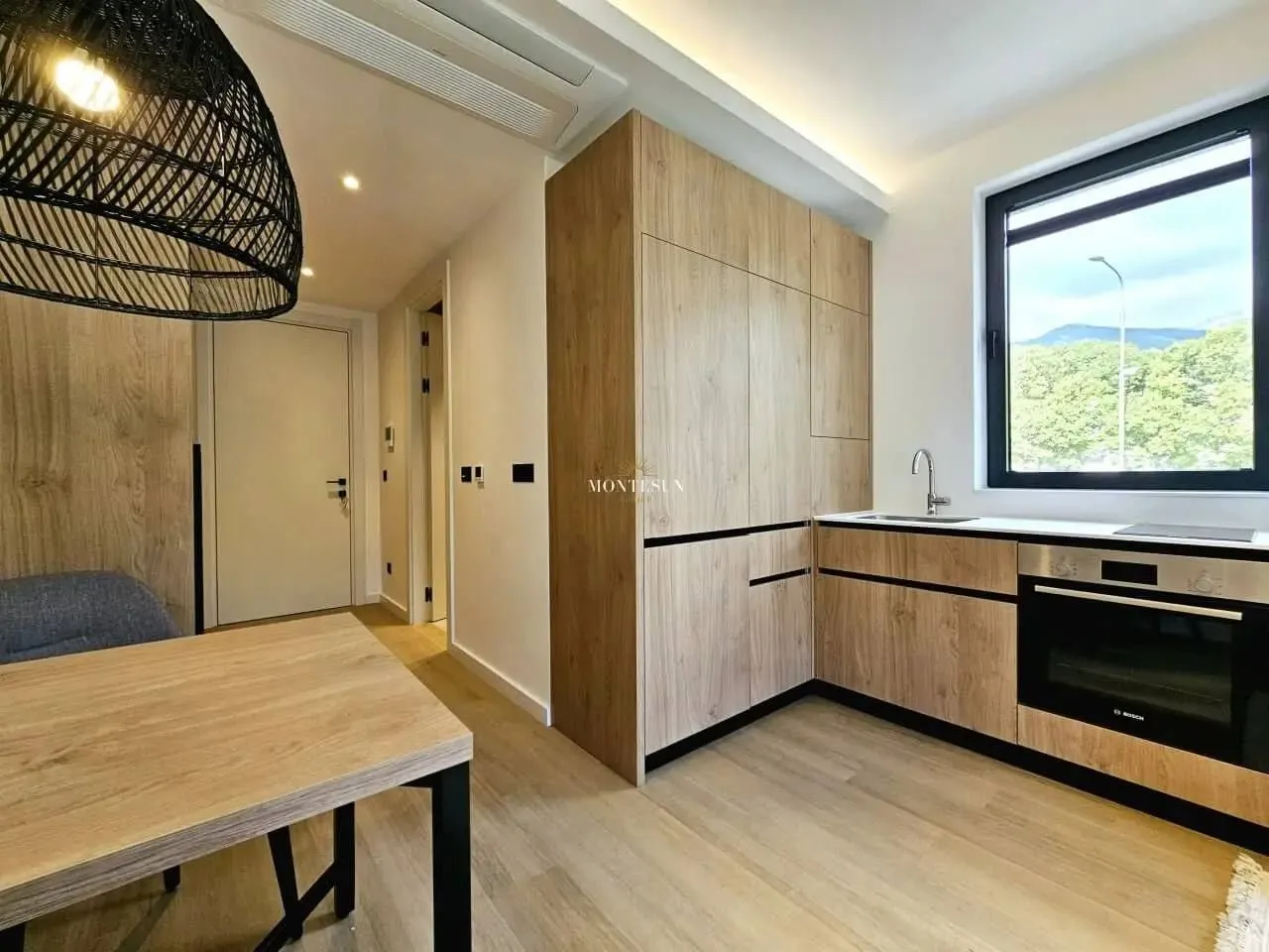 Prodaja, garsonjera, 26m², Centar, Budva