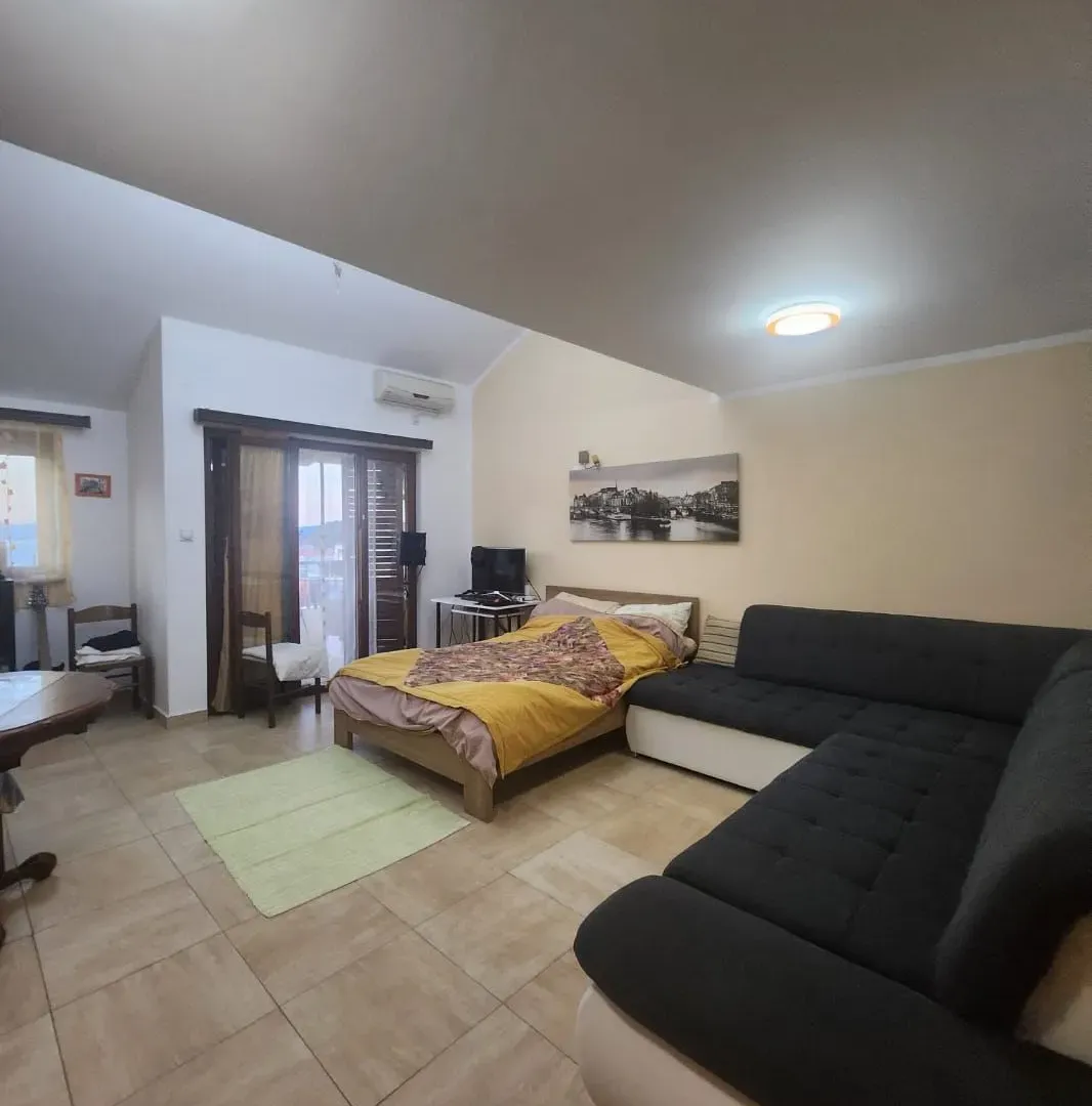 Sale, two bedroom apartment, 58m², Kamenari, Herceg Novi