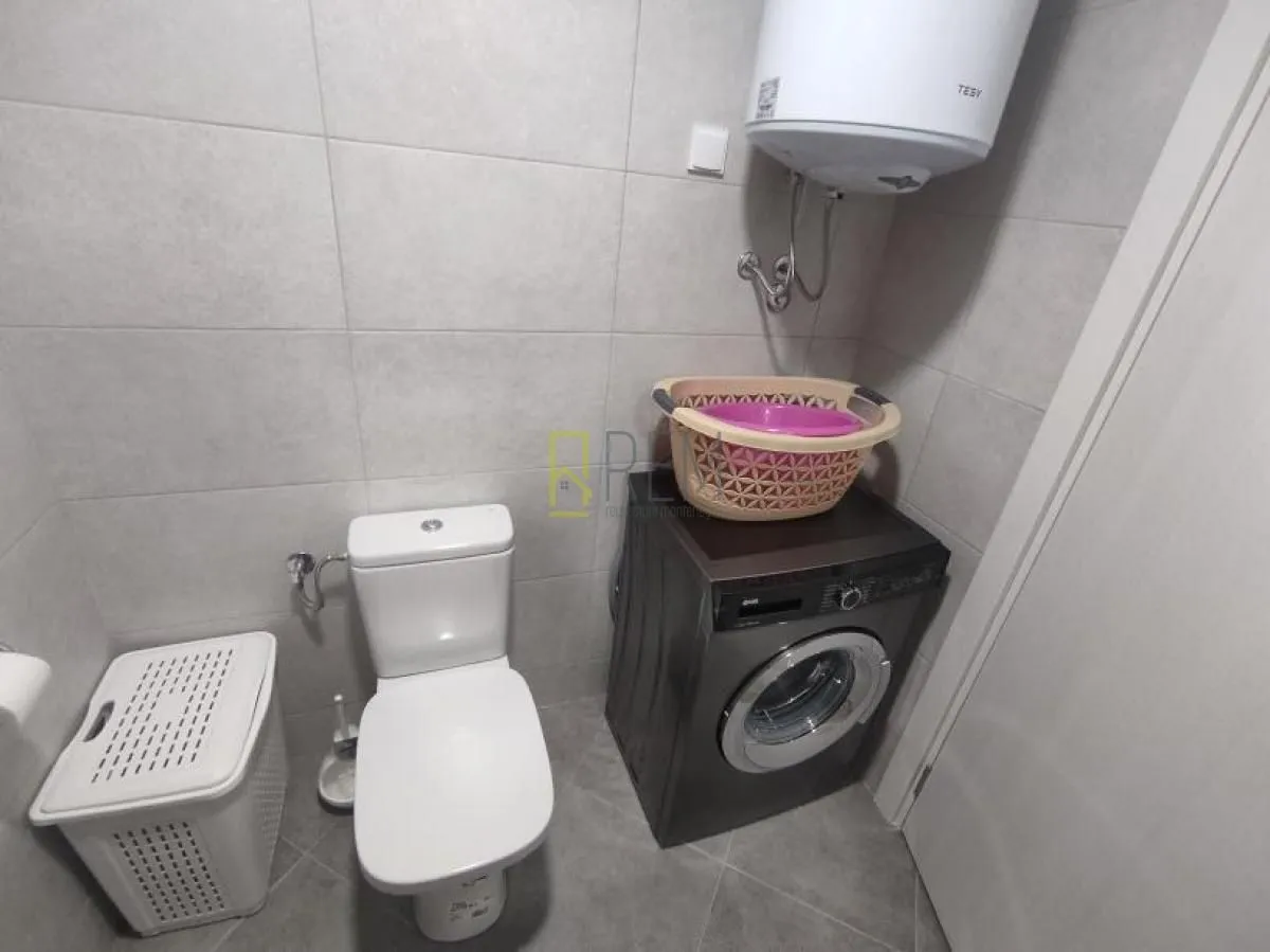 Izdavanje, jednosoban stan, 40m², Zabjelo, Podgorica