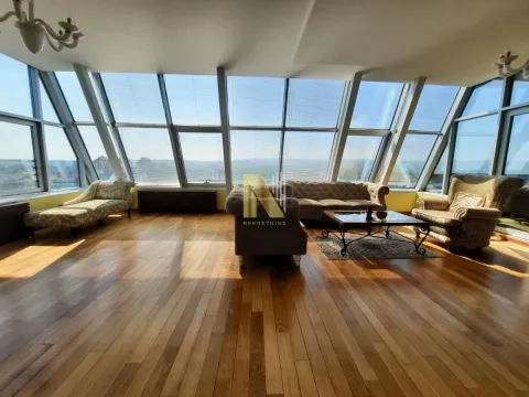 Izdavanje, stan, 263m², Bulevar Evrope, Novi Sad Sve Podlokacije - image 4