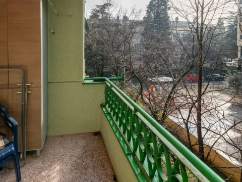 Rent, one bedroom apartment, 60m², Podgorica, Crna Gora - image 9