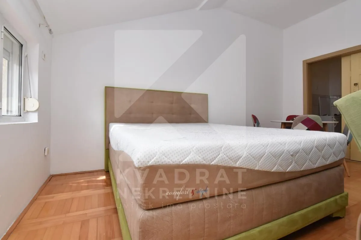 Rent, studio apartment, 34m², Stari Aerodrom, Podgorica
