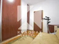 Izdavanje, kuća, 185m², Tološi, Podgorica - image 10