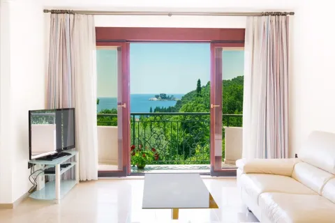 Prodaja, trosoban stan, 88m², Petrovac, Budva - image 8