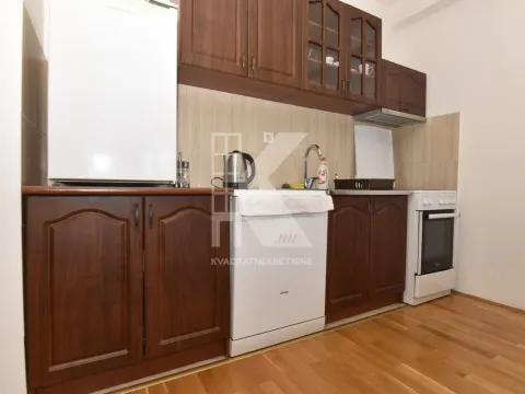Sale, three bedroom apartment, 94m², 1 maj, Podgorica - image 12