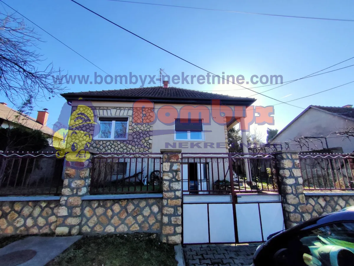 Prodaja, kuća, 90m², Sremska Kamenica, Petrovaradin
