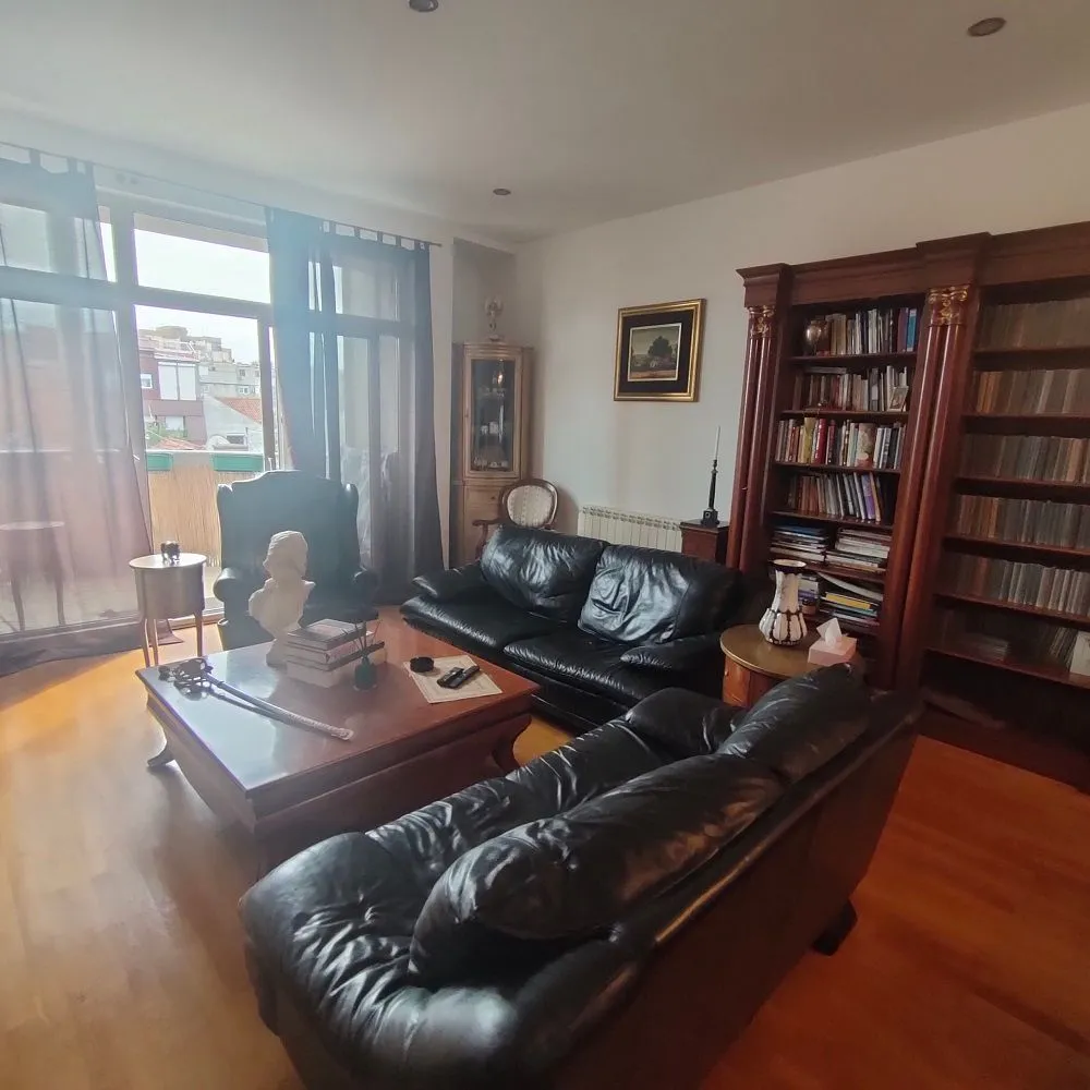 Sale, four bedroom apartment, 116m², Vračar Sve Podlokacije, Beograd