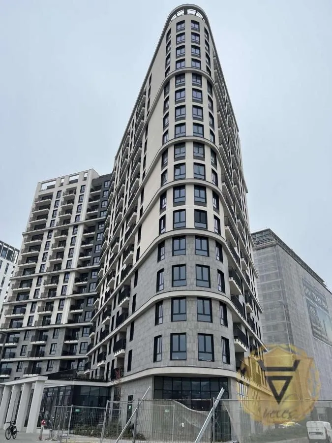 Izdavanje, jednosoban stan, 30m², Savski Venac, Beograd