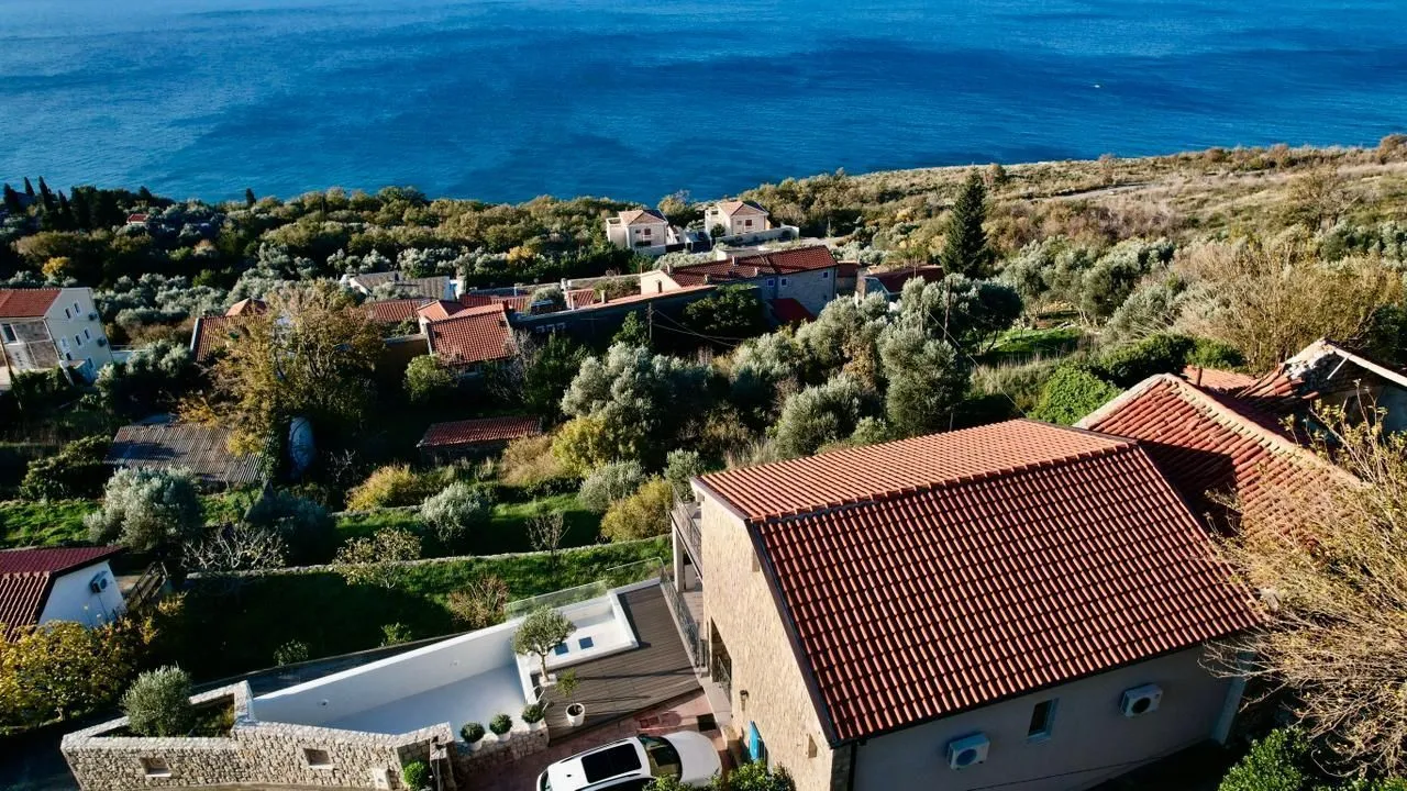 Prodaja, kuća, 116m², Reževići, Budva