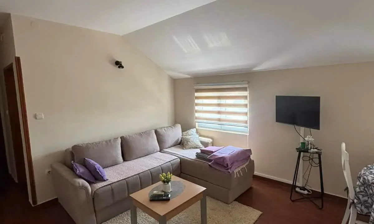 Rent, one bedroom apartment, 48m², Donja Lastva, Tivat