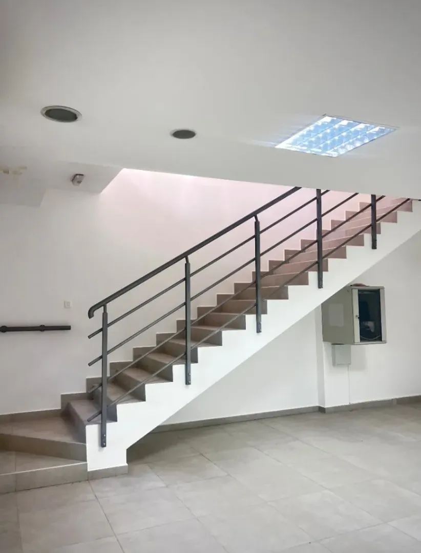 Rent, office space, 100m², Tološka šuma, Podgorica