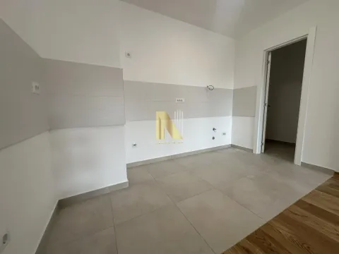 Prodaja, trosoban stan, 80m², Telep, Novi Sad Sve Podlokacije - image 2