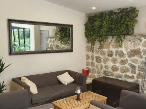 Prodaja, poslovni prostor, 320m², Kotor, Crna Gora - image 32