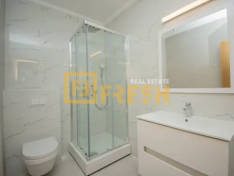 Izdavanje, četvorosoban stan, 150m², Centar, Podgorica - image 24