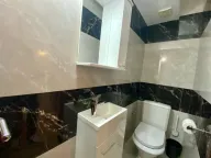 Izdavanje, dvosoban stan, 92m², Rafailovići, Budva - image 4