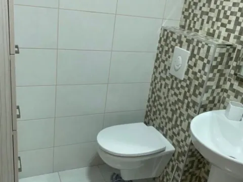 Izdavanje, jednosoban stan, 53m², City Kvart, Podgorica - image 5