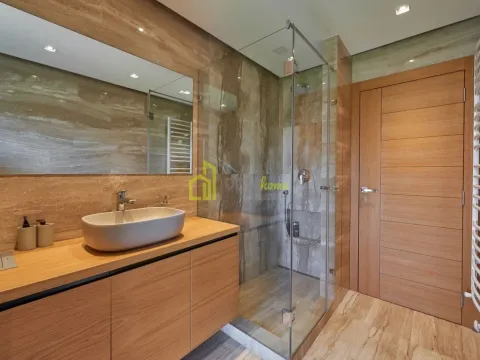 Prodaja, kuća, 255m², Vranići, Podgorica - image 6