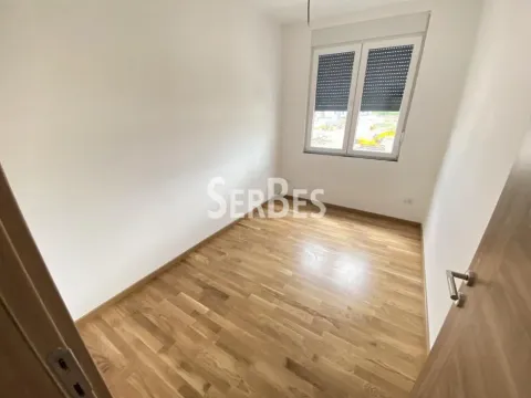 Prodaja, četvorosoban stan, 85m², Alibegovac, Petrovaradin - image 9