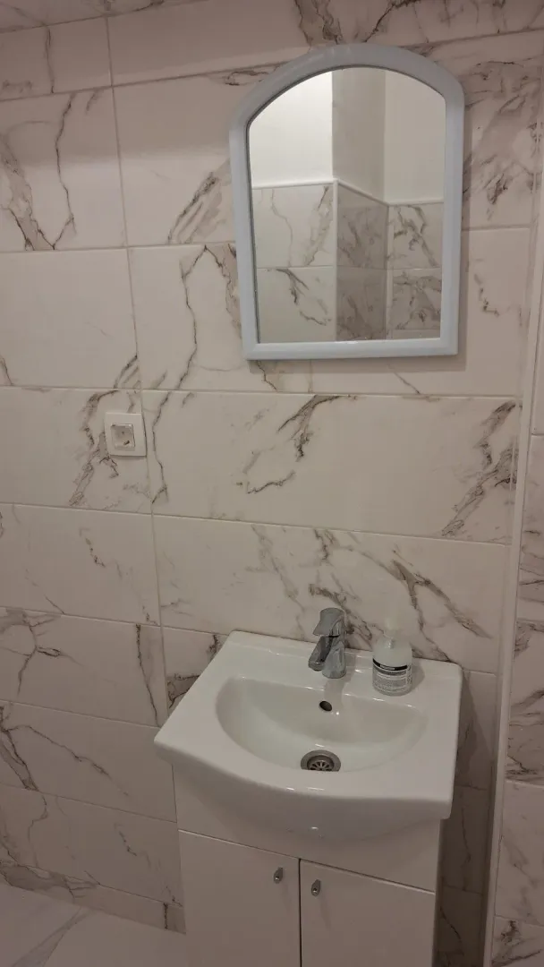 Izdavanje, jednosoban stan, 37m², Centar, Nikšić