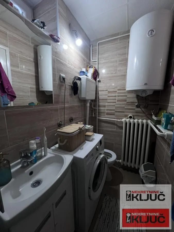 Prodaja, garsonjera, 20m², Detelinara, Novi Sad Sve Podlokacije