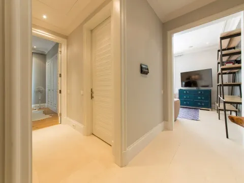 Prodaja, jednosoban stan, 90m², Porto Montenegro, Tivat - image 11