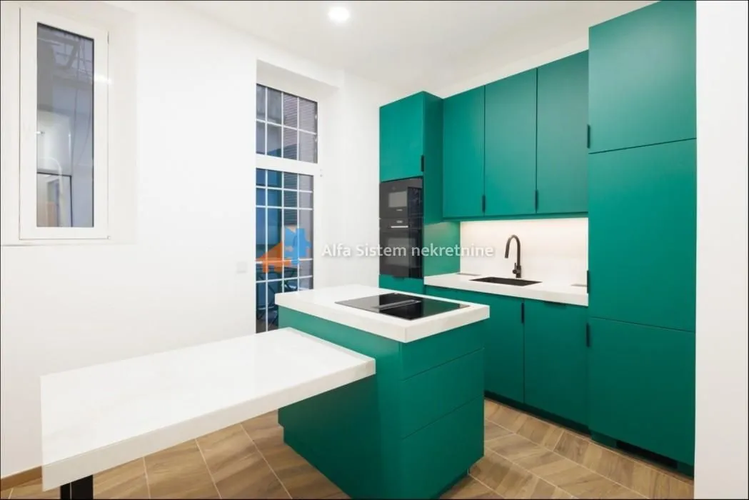 Rent, apartment, 121m², Stari Grad, Beograd