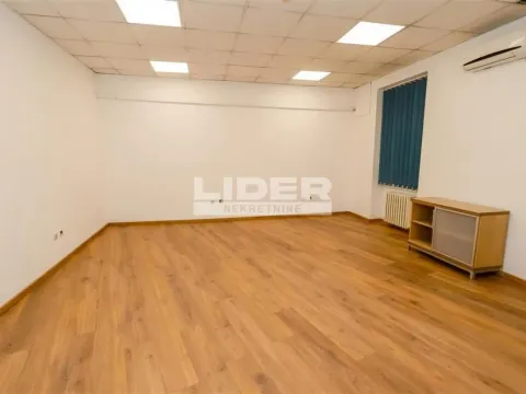 Izdavanje, poslovni prostor, 251m², Stari Grad, Beograd - image 6